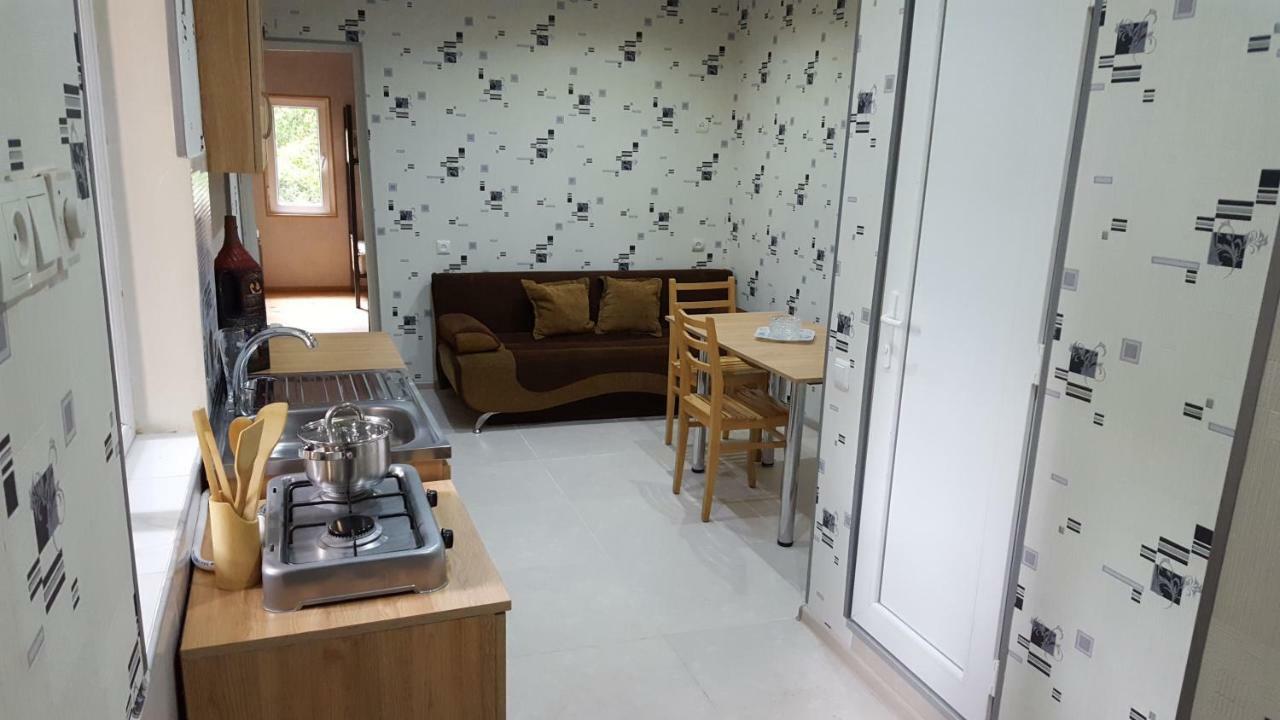 Guest House Family Inn Tbilissi Extérieur photo